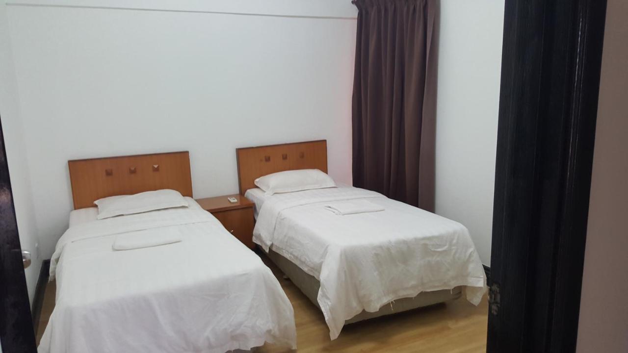 Homestay Marina Court Resort 코타키나발루 외부 사진