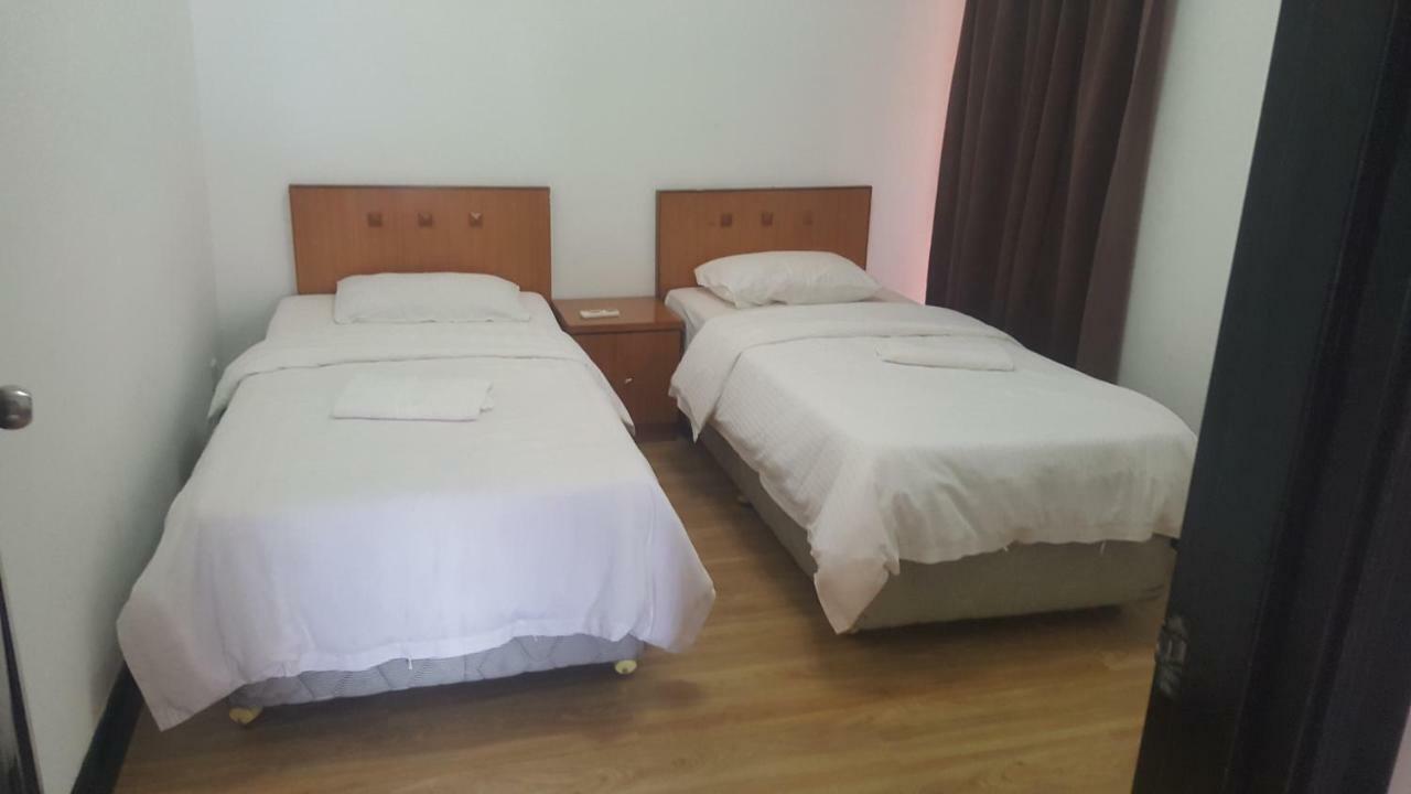 Homestay Marina Court Resort 코타키나발루 외부 사진