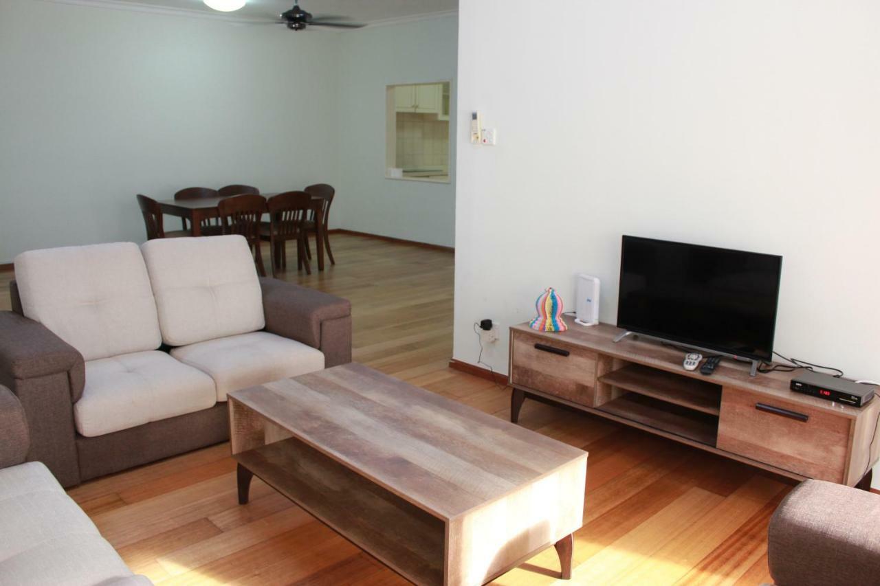 Homestay Marina Court Resort 코타키나발루 외부 사진